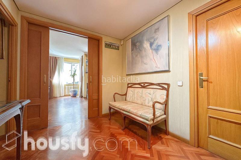 Foto 8b54b9b5-87a5-4845-a9c5-1fbf7df40c08. Etagenwohnung mit heizung pool in Niño Jesús Madrid