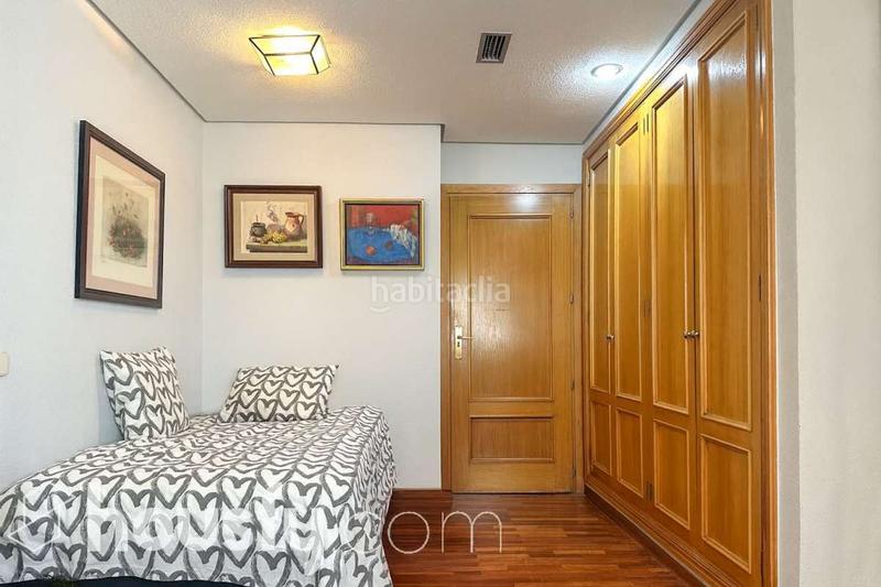 Foto a49db8dc-24ba-4432-b726-93a56e8c1a1f. Etagenwohnung mit heizung pool in Niño Jesús Madrid