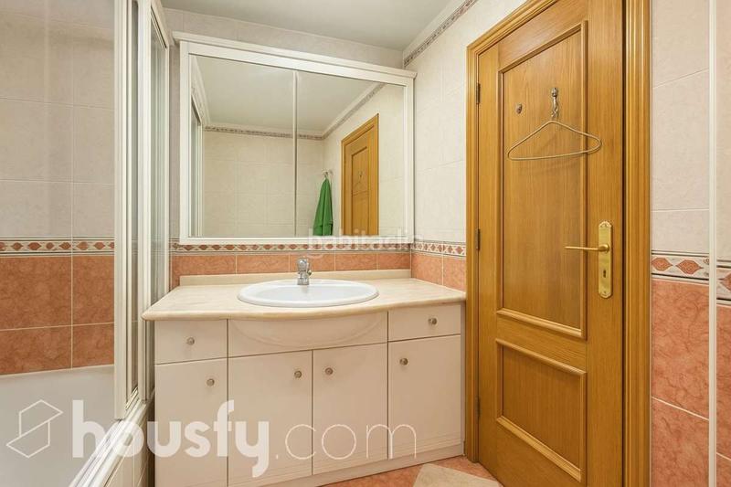 Foto c4d62231-dc02-4fea-a7dd-c1bcf0eef77f. Etagenwohnung mit heizung pool in Niño Jesús Madrid