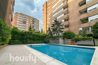 Flat in Calle del Doctor Esquerdo .