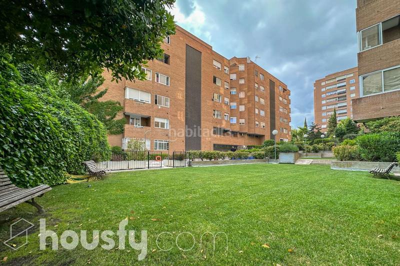 Foto ee8375ae-ae23-401d-ac6b-85315867682d. Flat with heating pool in Niño Jesús Madrid
