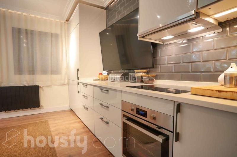 Foto 2e7bffd0-12d0-443b-96c9-57e7f2224aac. Etagenwohnung in calle de julián rabanedo . in Legazpi Madrid