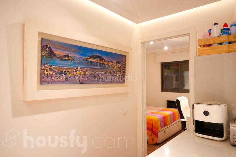 Foto d1731909-bddf-442d-a6a8-aecd8fe049d9. Etagenwohnung in calle de julián rabanedo . in Legazpi Madrid