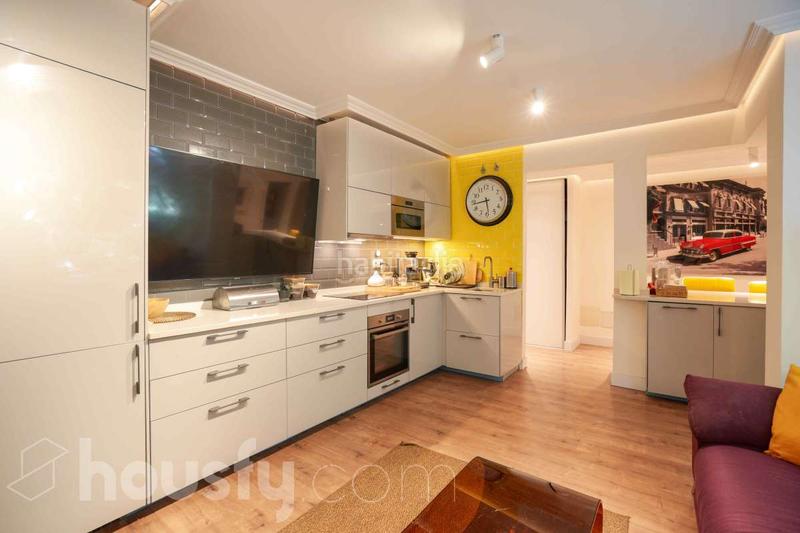 Foto d4694f82-f66a-438b-bd58-f2939d0317eb. Etagenwohnung in calle de julián rabanedo . in Legazpi Madrid