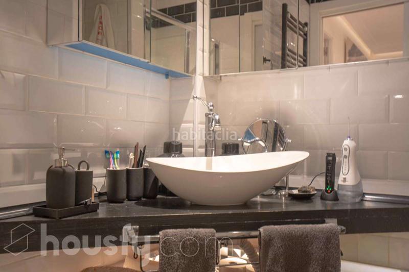 Foto e1e68c31-f41a-4f4f-b29d-59381010fa63. Etagenwohnung in calle de julián rabanedo . in Legazpi Madrid