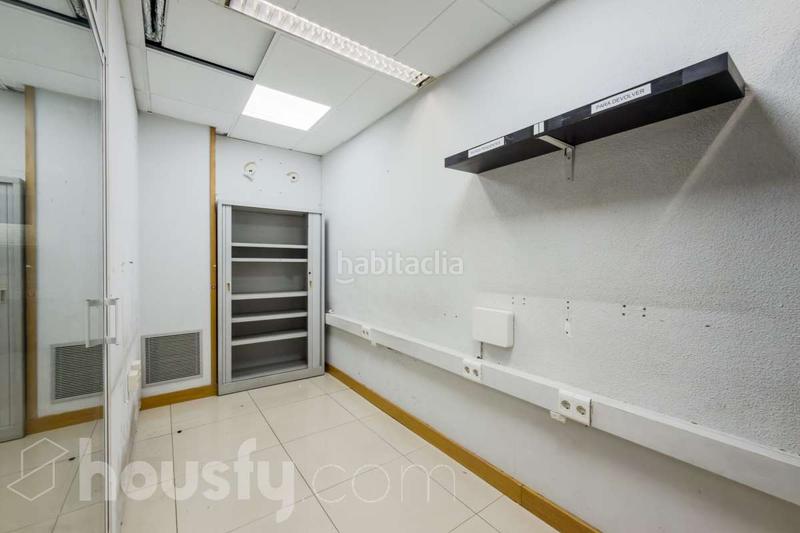 Foto f284346f-d0a1-4d84-80d1-8ff519652f30. Local comercial en república argentina . en Vallcarca - Penitents Barcelona