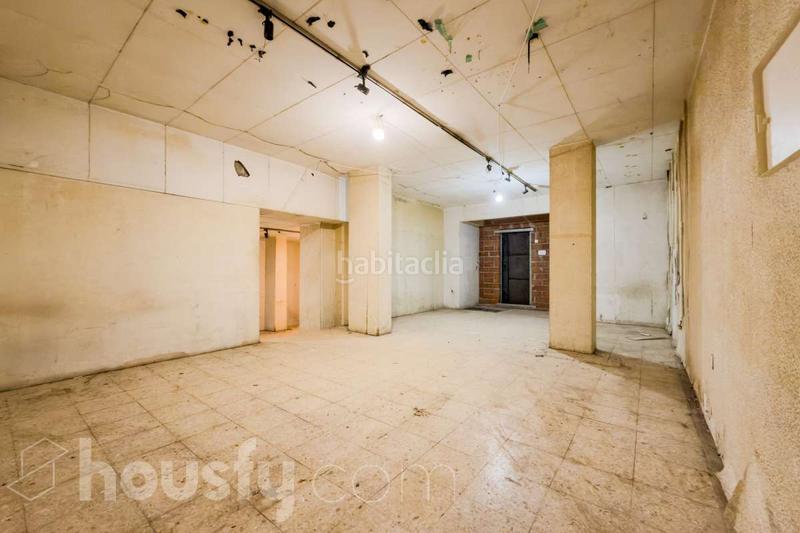 Foto e55501f1-f968-4acf-9535-53c8dd2b0586. Local commercial dans cl fluvia . dans Sant Martí de Provençals Barcelona