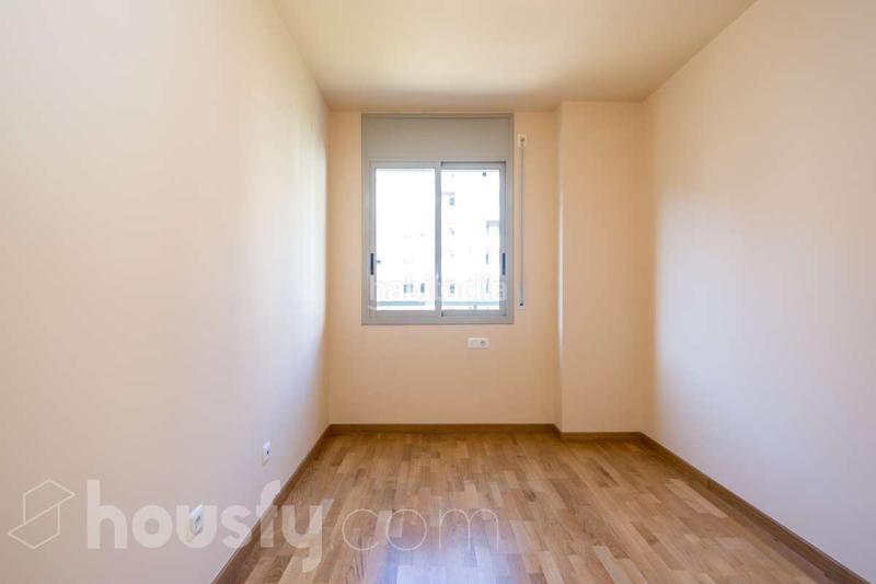 Foto 76d743e5-8f17-4843-8872-738ba1da8afa. Flat in carrer de fernando pessoa . in Sant Andreu de Palomar Barcelona