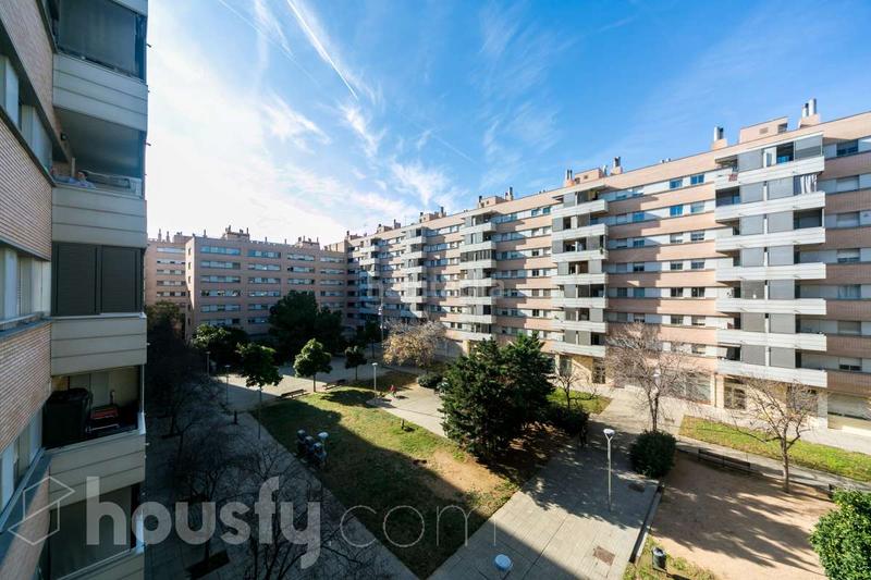 Foto 87adb17c-351c-46bb-a59b-0a4f62914a9d. Flat in carrer de fernando pessoa . in Sant Andreu de Palomar Barcelona