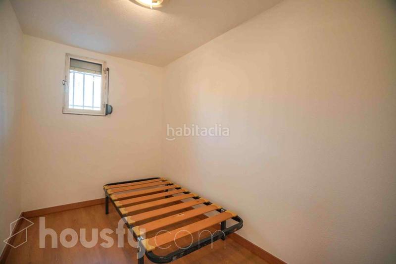 Foto 597f76d8-26d9-4fa3-8650-cecfdace51e3. Piso en cl resineria . en Amposta Madrid