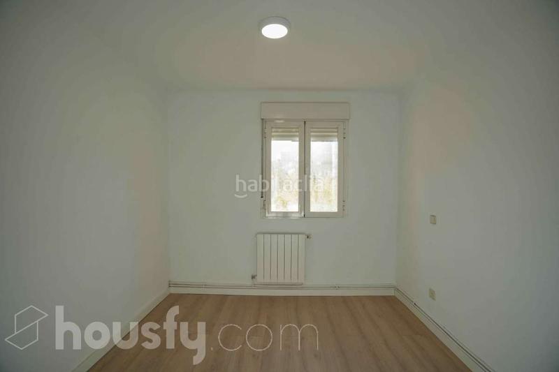 Foto 153071fd-bebc-45b1-829a-822d9e0f60dd. Flat in plaza hilanderas . in Abrantes Madrid