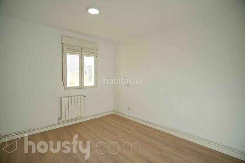 Foto e37665b0-e57a-4910-b607-36b56db43e6f. Pis a plaza hilanderas . a Abrantes Madrid