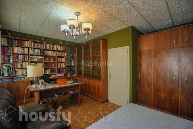 Foto 7900203f-2e95-4913-a4c4-b8bf3cd767de. Appartement dans cl. isla de arosa . dans Peñagrande Madrid