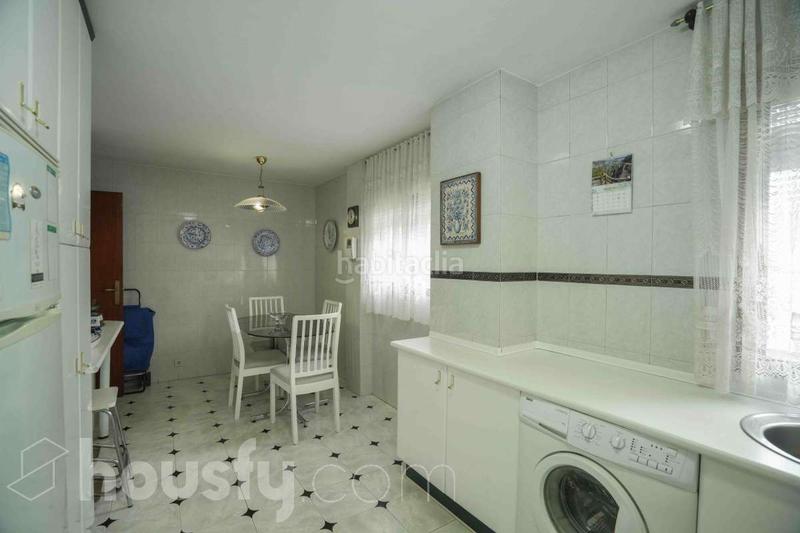 Foto f40da575-a756-4d71-8119-7a612eb4853e. Etagenwohnung mit heizung in Peñagrande Madrid