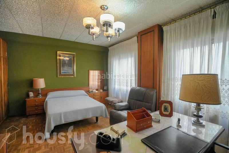 Foto 1282dd2e-35b5-4f10-8023-f7af0cf14b01. Piso en cl. isla de arosa . en Peñagrande Madrid