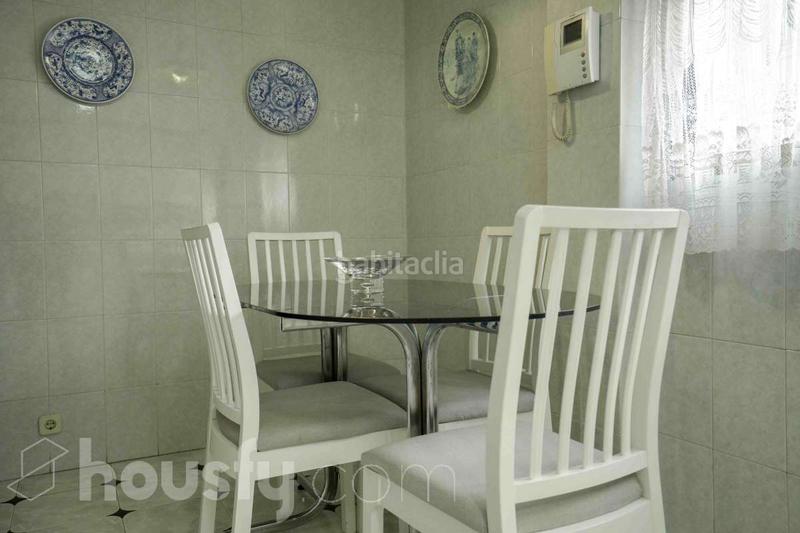 Foto ab4db314-bec8-47d4-974a-16c39b13bbe5. Piso en cl. isla de arosa . en Peñagrande Madrid