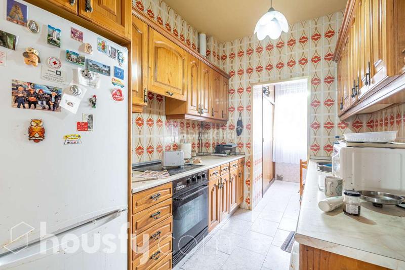 Foto 8686dfa0-f697-4118-acc9-74529498a680. Piso en Valdezarza Madrid