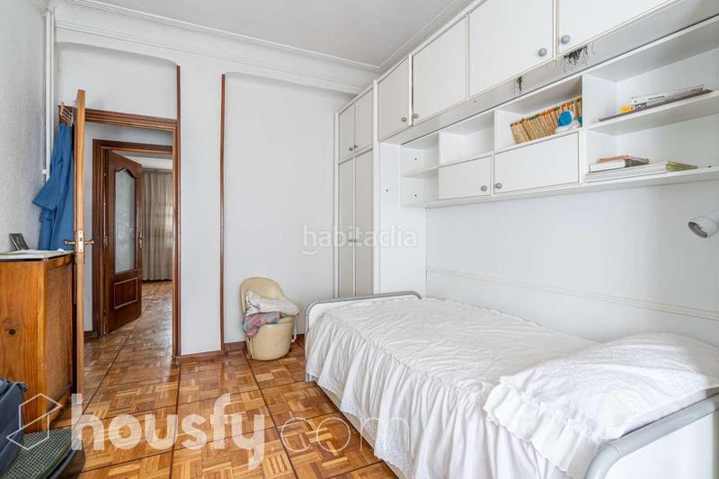 Foto 90036850-044c-46c6-b185-cf091d9a1b2a. Piso en Valdezarza Madrid