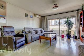 Appartement à Carrer de santa eulàlia .