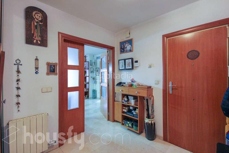 Foto 38873384-d322-4493-b12b-aa14921489d5. Etagenwohnung in carrer de santa eulàlia . in La Serreta Rubí