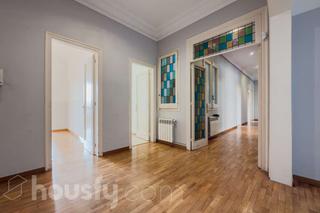 Appartement à Carrer del consell de cent .