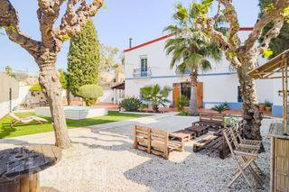 Country house in Carrer riera de sant jordi .