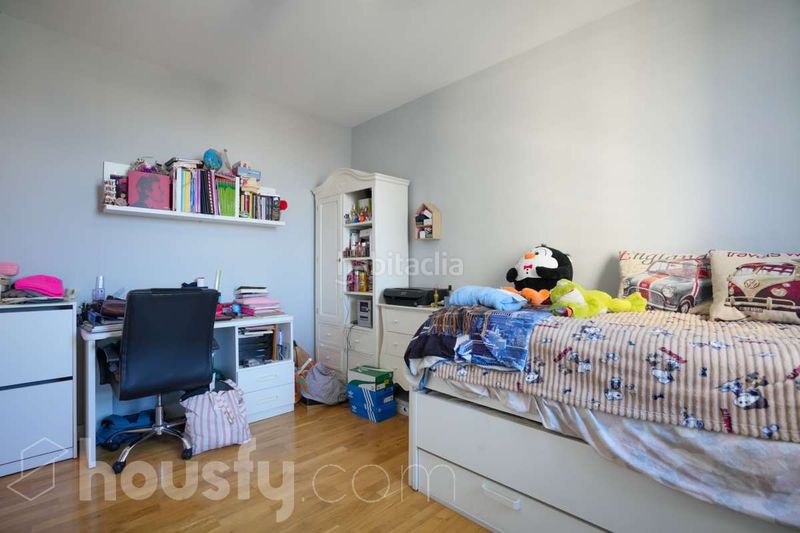 Foto 42d136d2-cf0c-4faa-83b0-5731db665312. Pis a cl. dulce chacón . a Virgen del Cortijo-Manoteras Madrid