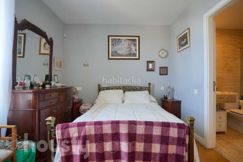 Foto c245c486-dbc1-4545-9e20-56571c78845d. Pis a cl. dulce chacón . a Virgen del Cortijo-Manoteras Madrid