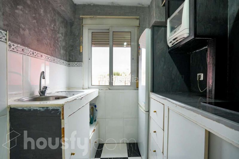Foto aa4c3901-8f24-4840-97b5-93867fe48bda. Piso en calle nuestra señora de la soledad . en Buena Vista Madrid