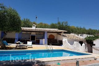 Haus in Cl llanito cruz(campo nubes) .