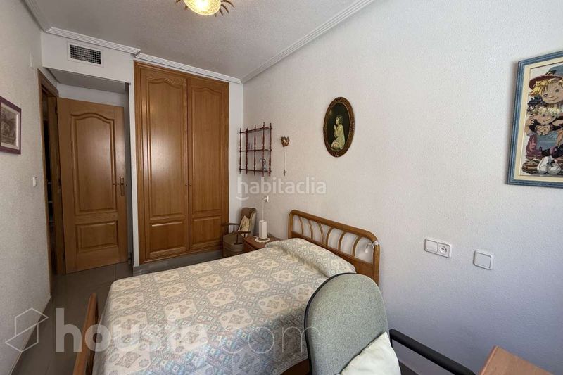 Foto 08820a3b-9a70-4c49-904e-5f985e7ee0c1. Alquiler casa en calle morunos . en Juan de Borbón Murcia
