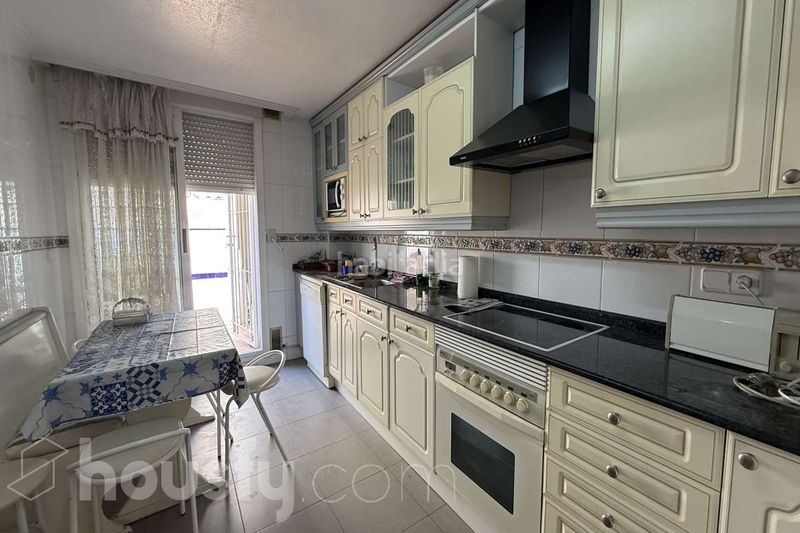 Foto 22886bed-b451-4275-9afd-69ea47553204. Alquiler casa en calle morunos . en Juan de Borbón Murcia