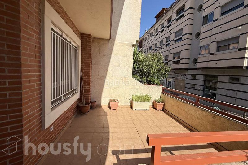 Foto fa921df4-f187-4a08-bfad-76c812f03677. Alquiler casa en calle morunos . en Juan de Borbón Murcia