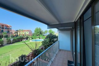 Flat in Cl gran via .