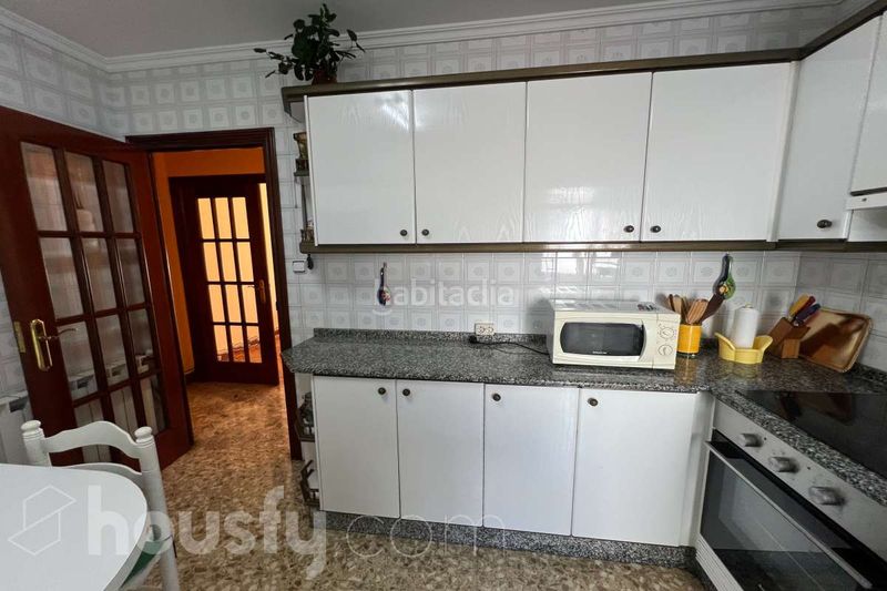 Foto 8a2ada7e-3bee-40ae-a633-7781e79e3c25. Pis a av monelos . a Eirís Coruña (A)