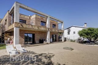 House in Carrer costa brava .