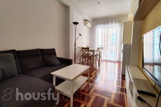 Flat in Calle de Juan Álvarez Mendizábal .