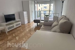 Flat in Calle de Viriato .