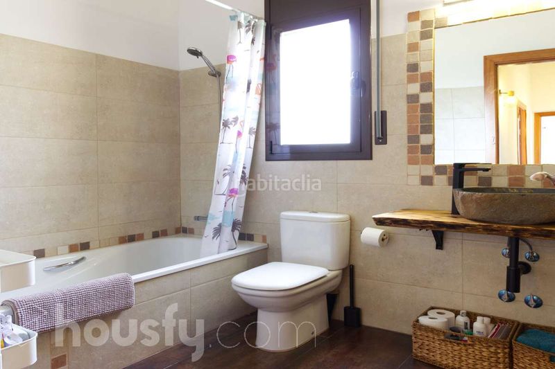 Foto a7492bb7-1560-4a81-90e5-e0698266ddc7. Casa en carrer de miguel àngel . en Riells i Viabrea