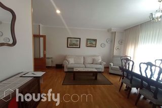 Location Appartement à Avenida de irlanda .