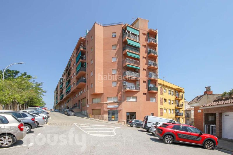 Foto d5d42d38-1b55-47c7-9e7e-327784566348. Piso en calle casamada . en Abrera