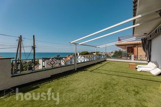 House in Avinguda  dels llimoners .