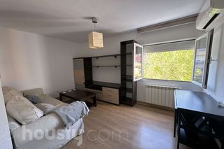 Rent Flat in Calle oriente .