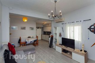 Semi detached house in Calle centelles .
