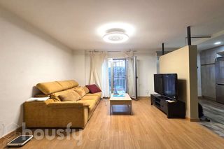 Location Appartement à Calle del maestro guerrero .
