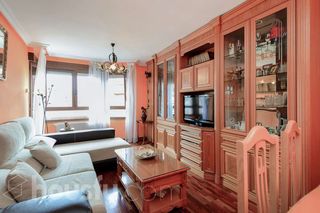 Flat in Calle mieres .