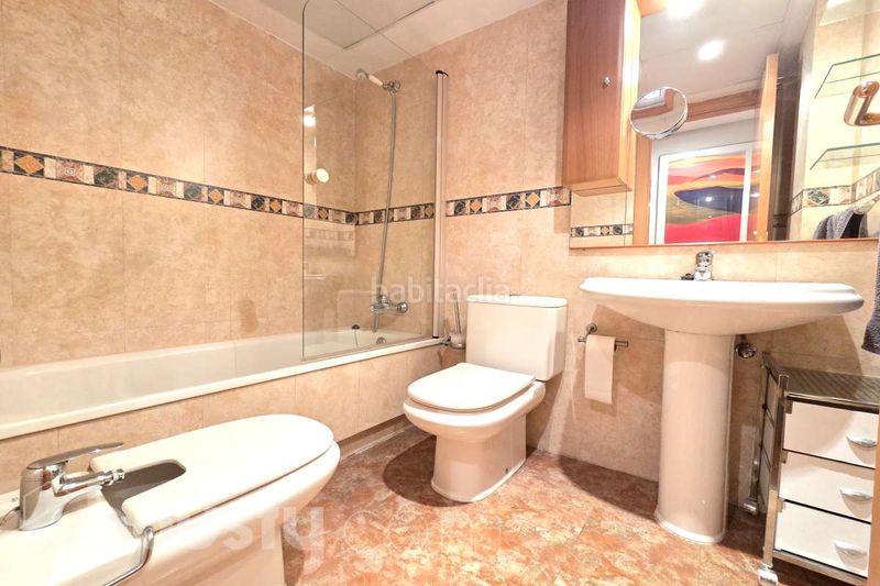 Foto df0a7d6d-d8c9-47af-b20b-8c3817b32d68. Miete etagenwohnung in calle de bustamante s/n in Madrid