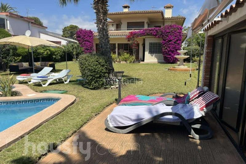 Foto 12da57a2-7efa-48dc-8c83-4cd425b90793. Casa in carrer mercuri . in Tarraco Cambrils