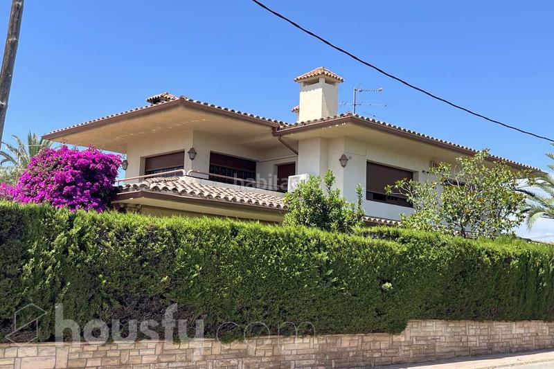 Foto e3489ea3-4b62-4d99-bbfe-47b67f151c02. Haus in carrer mercuri . in Tarraco Cambrils