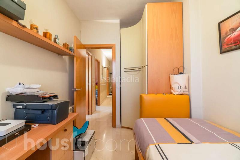 Foto a451bf5c-cd4a-4a35-bd9e-ad9269bf17e7. Dreistöckige wohnung in cl de argentona s/n in Centre Mataró